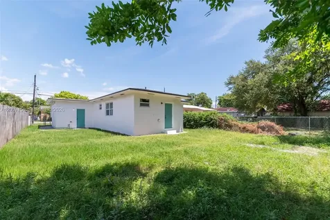 1366 NW 75th Street Miami FL 33147