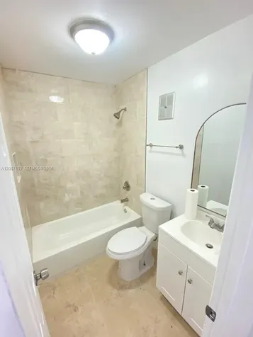 881 W 37th Street Hialeah FL 33012