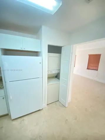 881 W 37th Street Hialeah FL 33012
