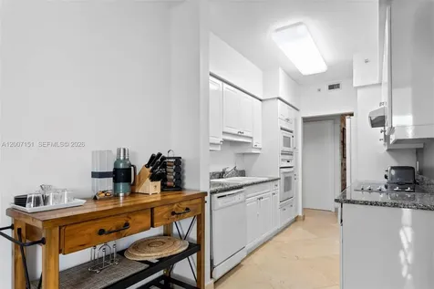 4779 Collins Avenue Miami Beach FL 33140