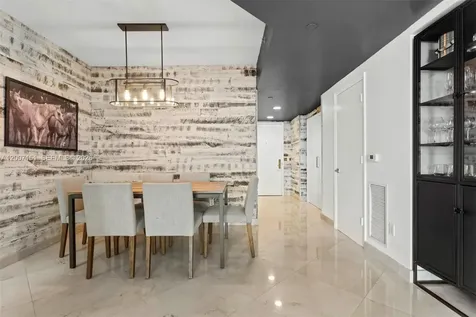 4779 Collins Avenue Miami Beach FL 33140