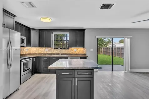 14212 NE 4th Avenue Miami FL 33161