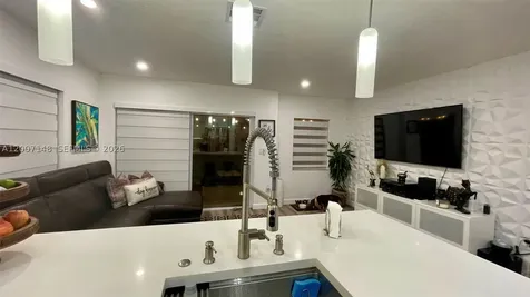 1149 NW 126th Place Miami FL 33182