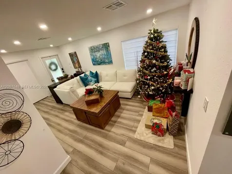 1149 NW 126th Place Miami FL 33182