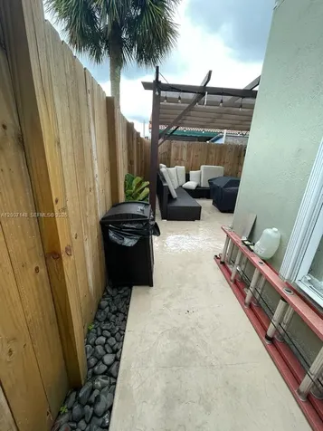 1149 NW 126th Place Miami FL 33182