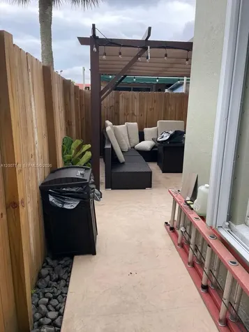 1149 NW 126th Place Miami FL 33182
