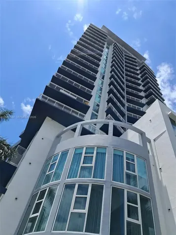 275 NE 18th Street Miami FL 33132