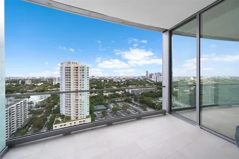 175 SE 25th Road Miami FL 33129
