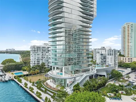 175 SE 25th Road Miami FL 33129