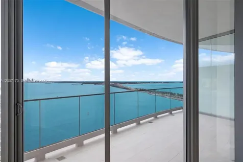 175 SE 25th Road Miami FL 33129
