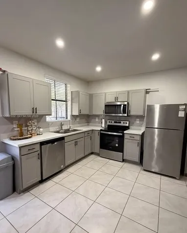 470 NE 12th Street Florida City FL 33034