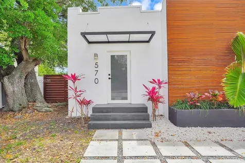 570 NW 48th Street Miami FL 33127