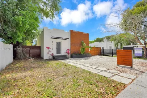 570 NW 48th Street Miami FL 33127