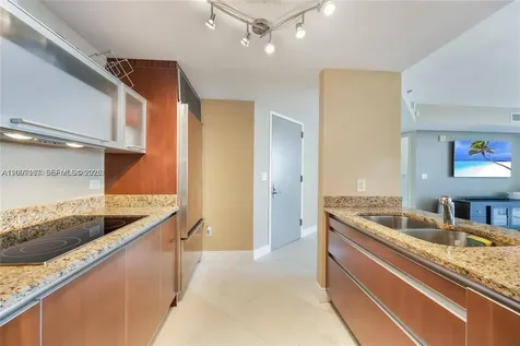 17201 Collins Avenue Sunny Isles Beach FL 33160