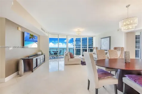 17201 Collins Avenue Sunny Isles Beach FL 33160