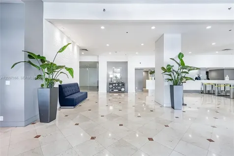 100 Lincoln Road Miami Beach FL 33139