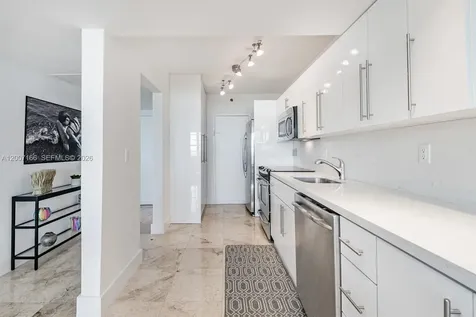 100 Lincoln Road Miami Beach FL 33139