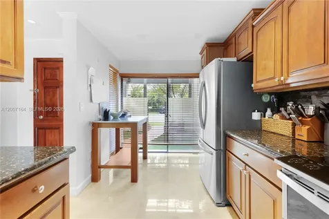 10137 Costa Del Sol Boulevard Doral FL 33178