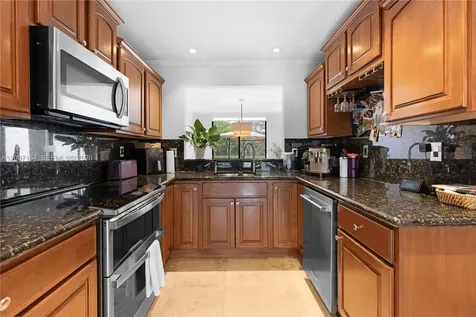 10137 Costa Del Sol Boulevard Doral FL 33178