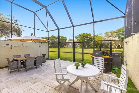 10137 Costa Del Sol Boulevard Doral FL 33178