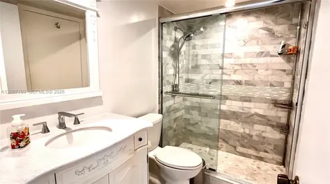 6039 Collins Avenue Miami Beach FL 33140