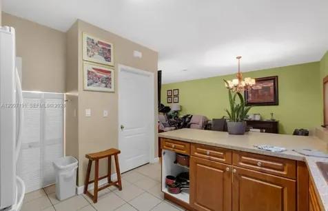 8546 SW 214th Way Cutler Bay FL 33189