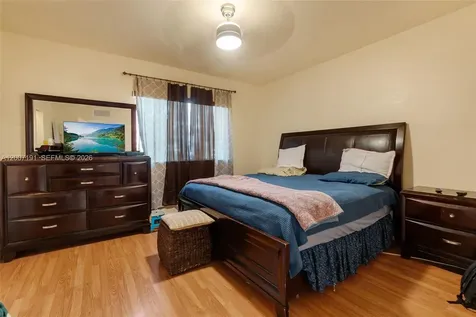 8546 SW 214th Way Cutler Bay FL 33189