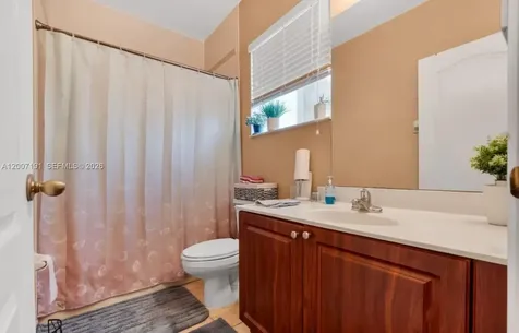 8546 SW 214th Way Cutler Bay FL 33189