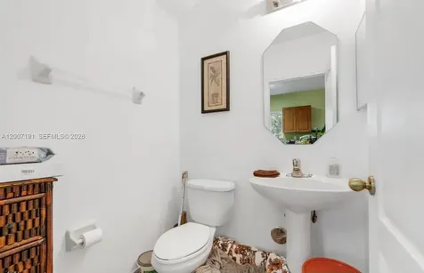 8546 SW 214th Way Cutler Bay FL 33189