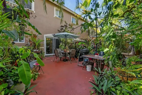 8546 SW 214th Way Cutler Bay FL 33189