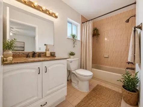 11211 SW 138th Terrace Miami FL 33176