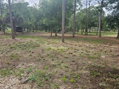 820 & 830 S Jasmine Street Clewiston FL 33440