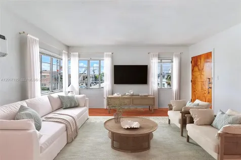 7407 Byron Avenue Miami Beach FL 33141