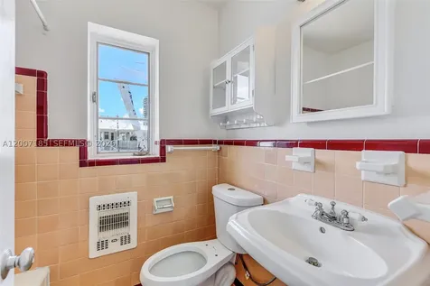 7407 Byron Avenue Miami Beach FL 33141