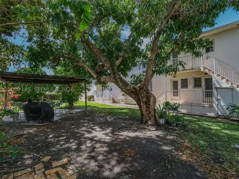 7407 Byron Avenue Miami Beach FL 33141