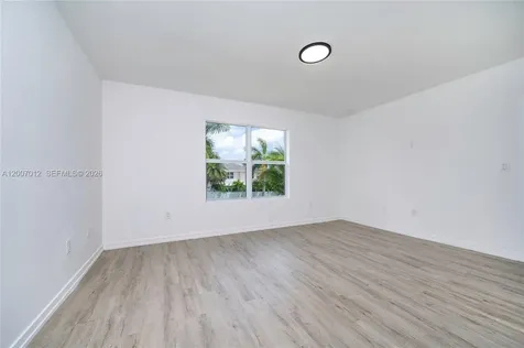 624 NE 5th Street Florida City FL 33034