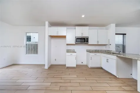 624 NE 5th Street Florida City FL 33034