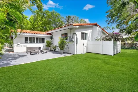 5106 S Le Jeune Road Coral Gables FL 33146
