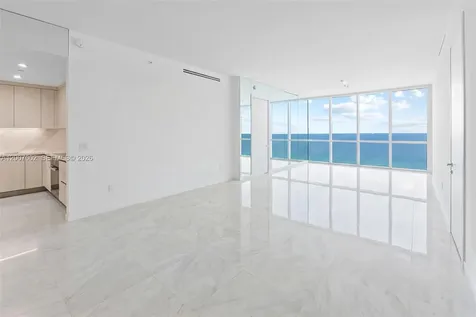 100 S Pointe Drive Miami Beach FL 33139
