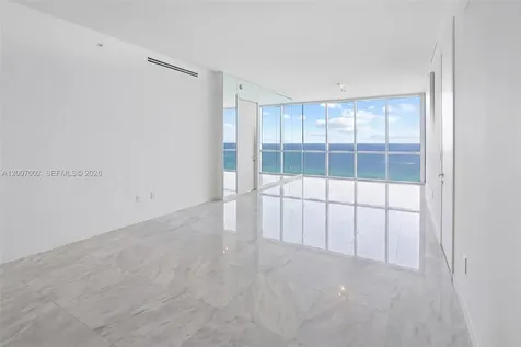 100 S Pointe Drive Miami Beach FL 33139
