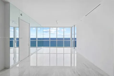 100 S Pointe Drive Miami Beach FL 33139