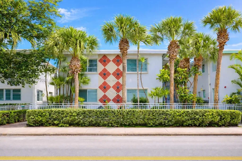 1333 15th Street Miami Beach FL 33139
