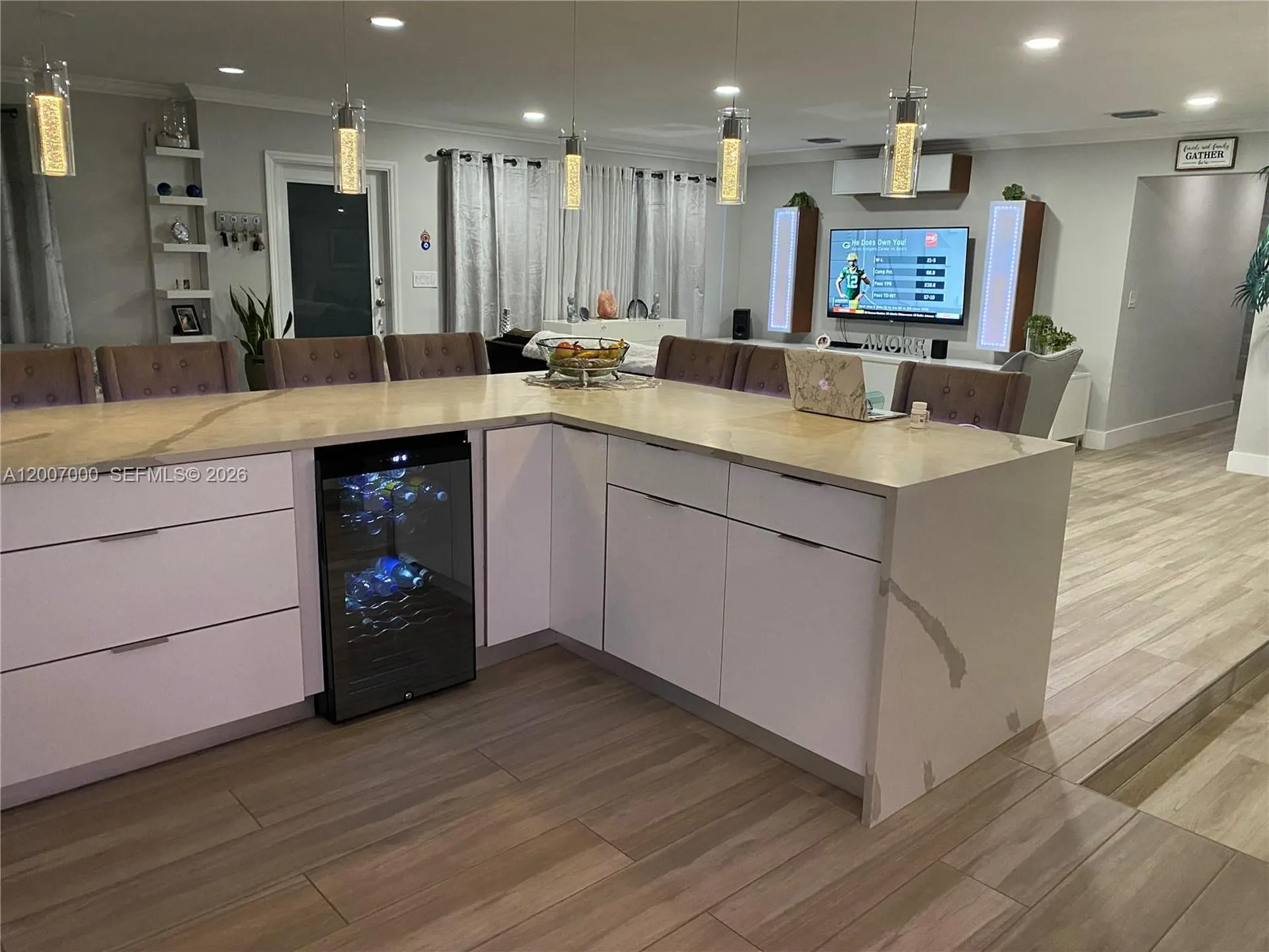 428 N Crescent Drive Hollywood FL 33021