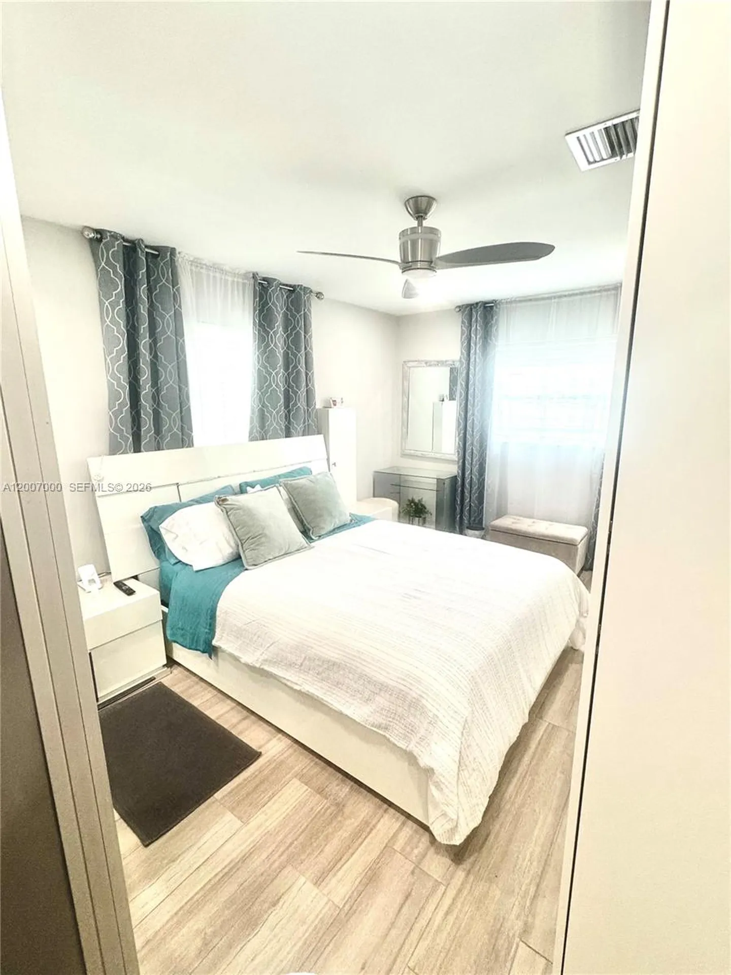 428 N Crescent Drive Hollywood FL 33021