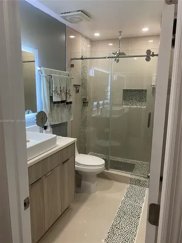 428 N Crescent Drive Hollywood FL 33021