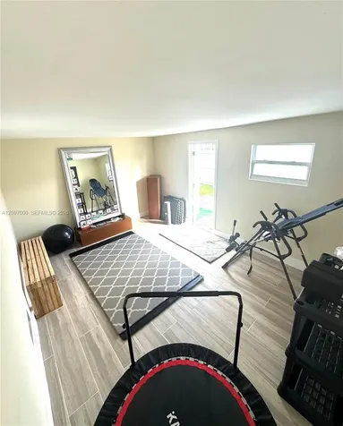 428 N Crescent Drive Hollywood FL 33021