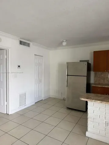 890 NW 45th Avenue Miami FL 33126