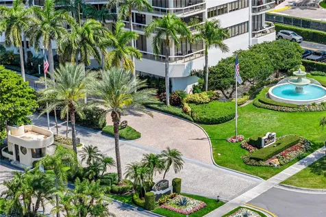 20185 E Country Club Drive Aventura FL 33180