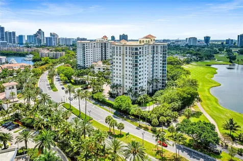 20185 E Country Club Drive Aventura FL 33180