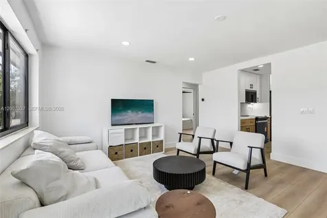 6595 SW 31st Street Miami FL 33155